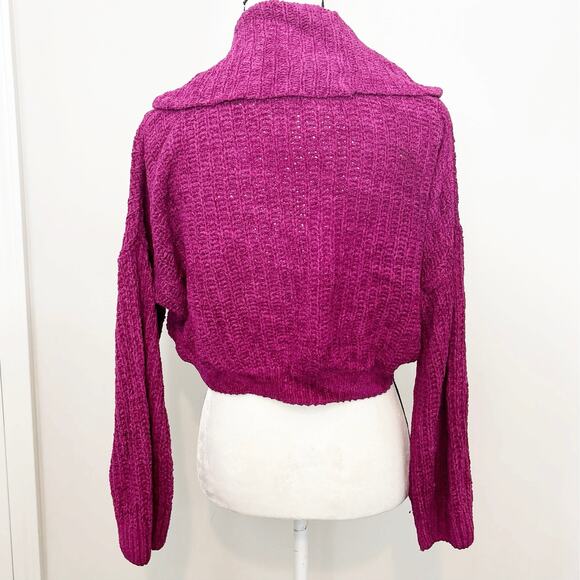 Express Pink Super Soft Slouchy Fit Turtleneck Sweater Petite Size S/P - Picture 2 of 5